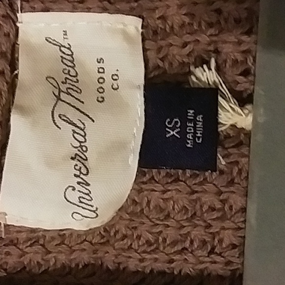 Universal Thread sweater - Picture 5 of 11